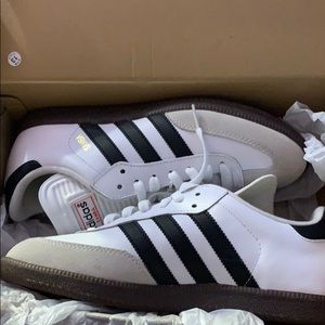 Adidas Samba